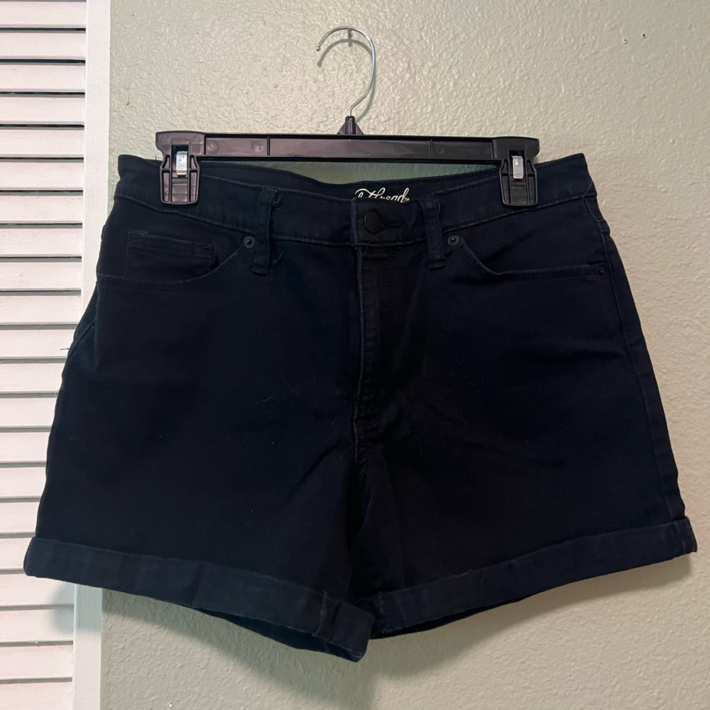 Universal Thread Black Jean Shorts